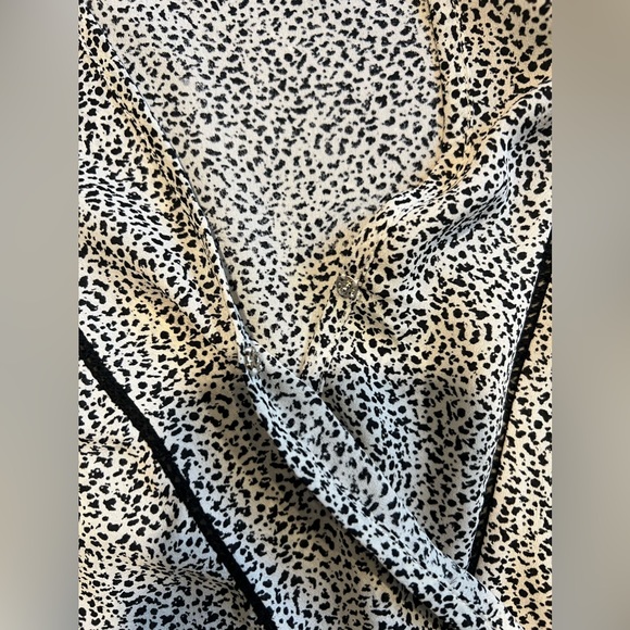 Blouse - Picture 3 of 4